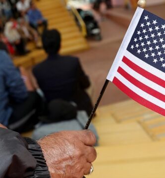 Programas de SUBSIDIOS para la naturalización de extranjeros en USA