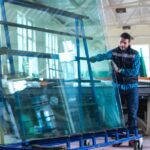 OFERTA DE EMPLEO, FÁBRICA de vidrios en Hialeah Gardens necesita OPERADORES de producción