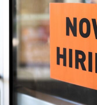 Oferta de empleo: Solicitan personal en restaurante de Miami
