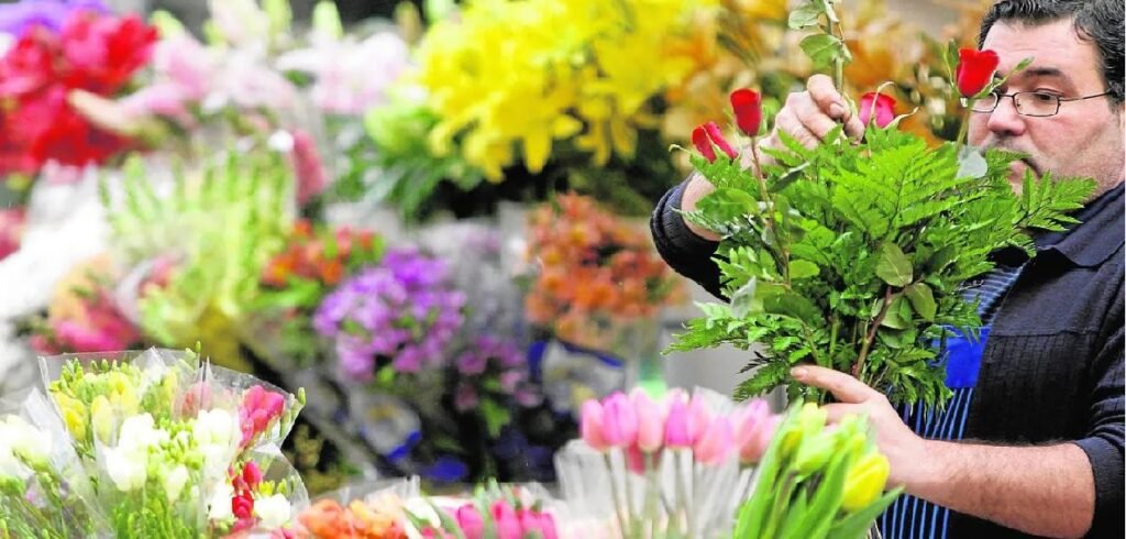 COMPAÑIAS QUE BUSCA PERSONAS PARA TRABAJAR EN ALMACENES DE FLORES EN MIAMI